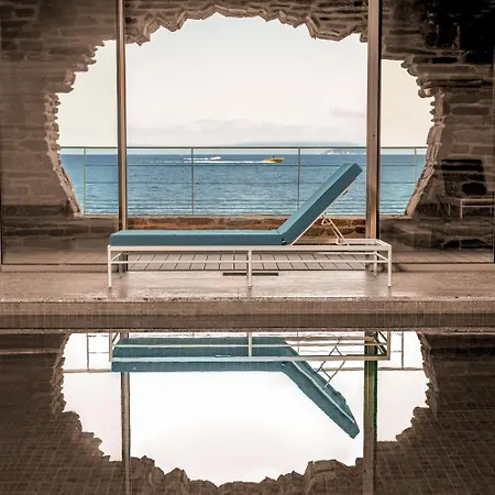 Les Roches - Relais & Chateaux Hotell 5*