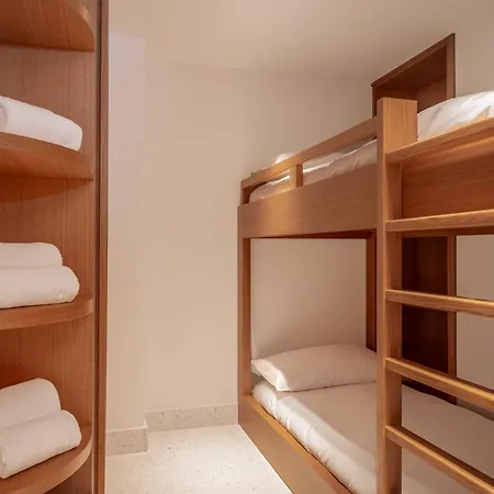 Hotel Les Roches - Relais & Chateaux Le Lavandou