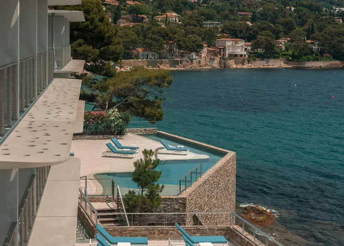 Les Roches - Relais & Chateaux מלון 5*