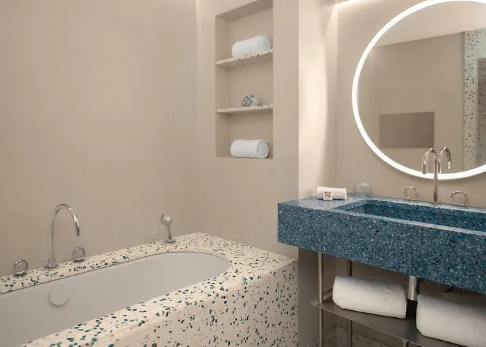 Les Roches - Relais & Chateaux لو لا فاندو